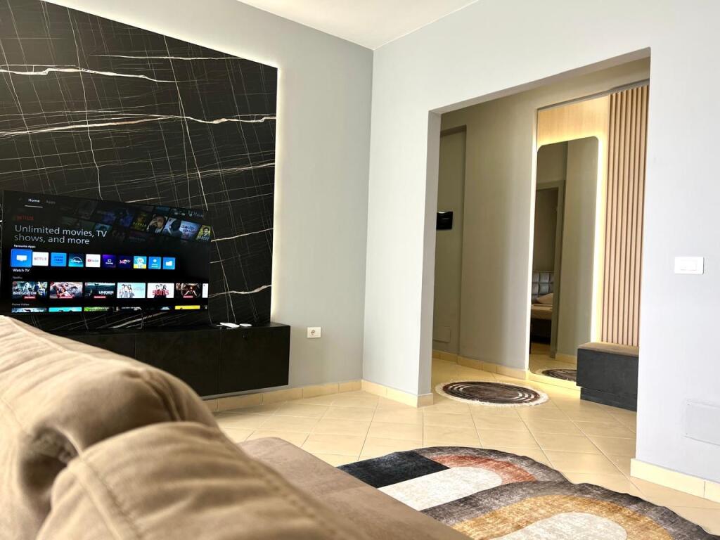 Jepet me qira apartament 2+1+2 ASTIR TE OZONE 600€