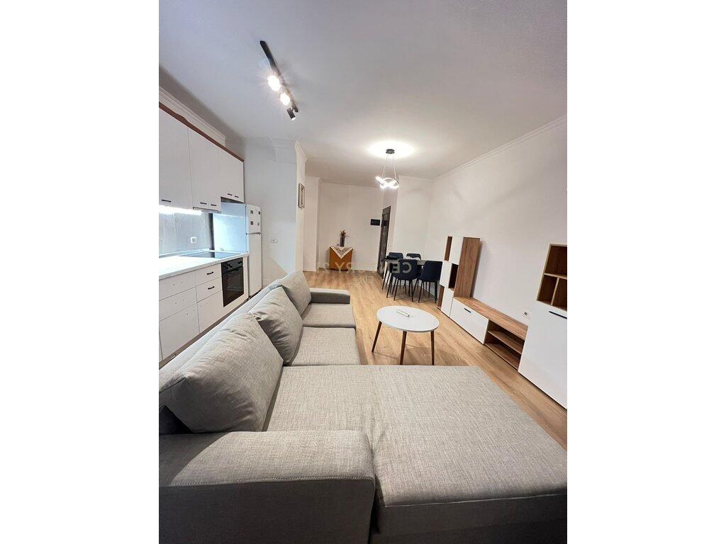 Appartamento 1+1 in affitto all'inizio di Fresku. 400 € /Mese