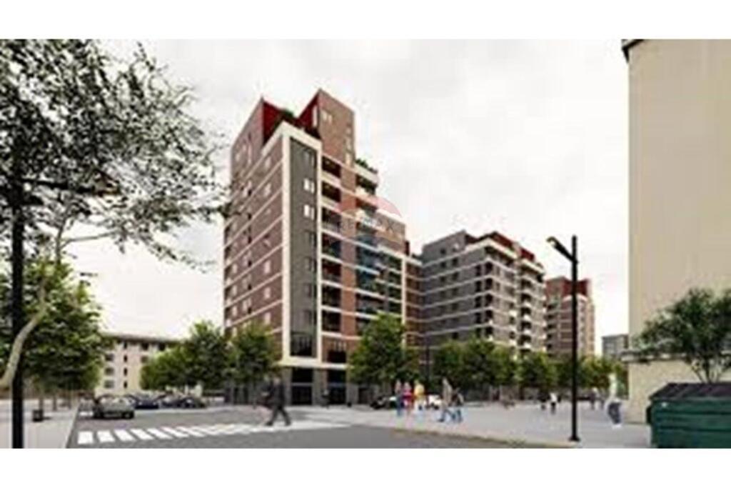 2+1 apartment for sale at 21 Dhjetori. !