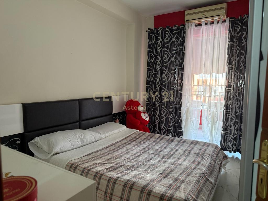 AFFITTASI APPARTAMENTO 2+1 A ASTIR, VICINO AL BAR ARTISTIT