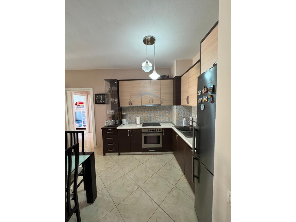 Affitto, Appartamento 2+1+2, Fresk, Tirane