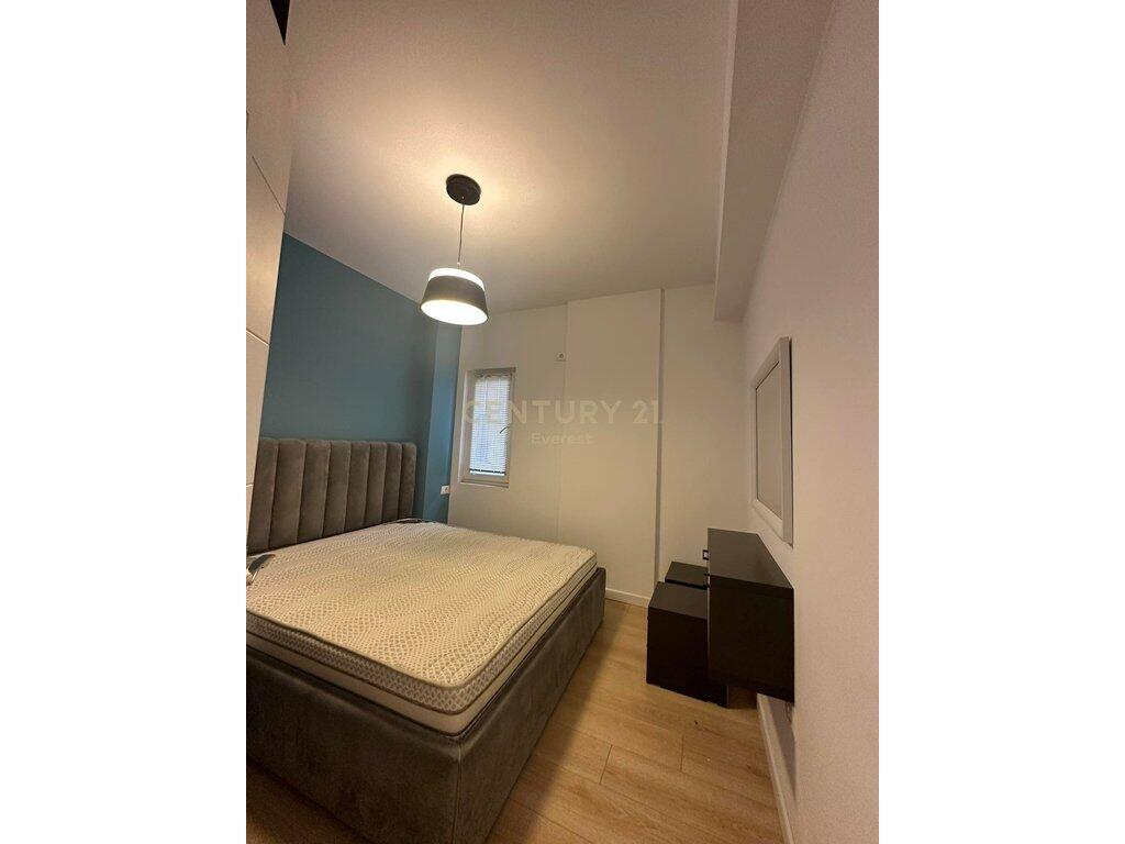 Appartamento 1+1 in affitto, dietro Square 21.