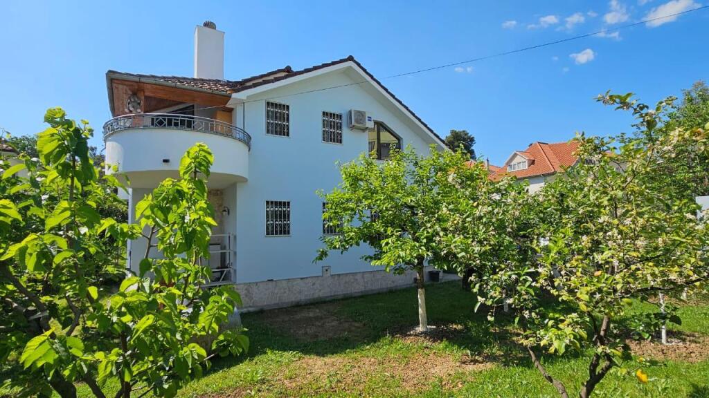 VILLA FOR RENT IN SOS VILLAGE, SAUK