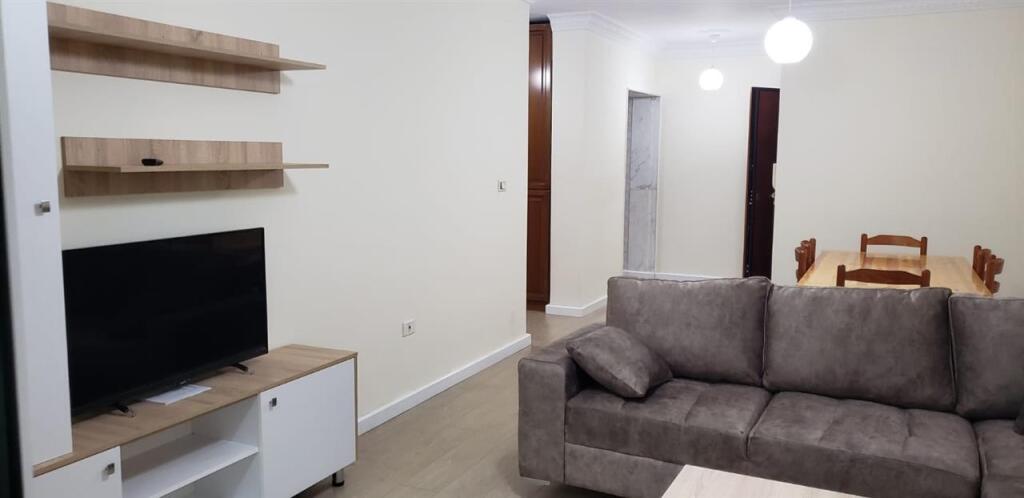 Apartament 2+1 me qera Rruga Dritan Hoxha Tirane