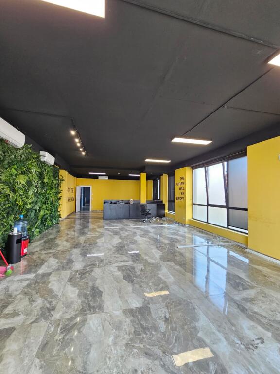 For Rent: Office * *📍( In Astir near O ZONE ) IDEAL FOR ANY TYPE OF BUSINESS.