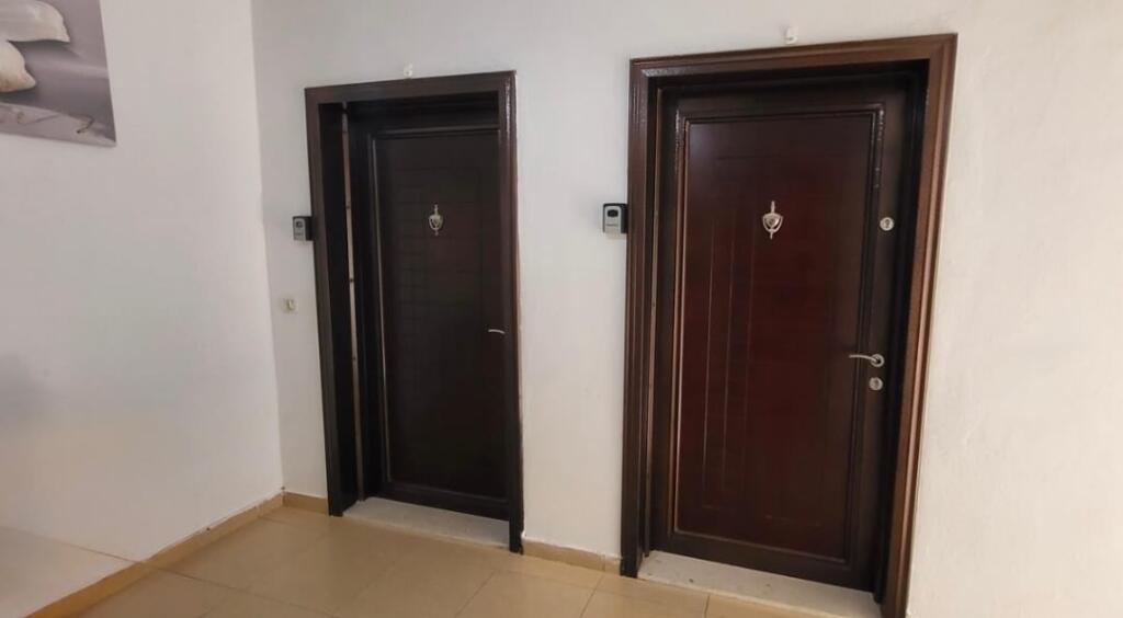 Apartment for rent, Gramoz Pashko Street (available from October 16)
