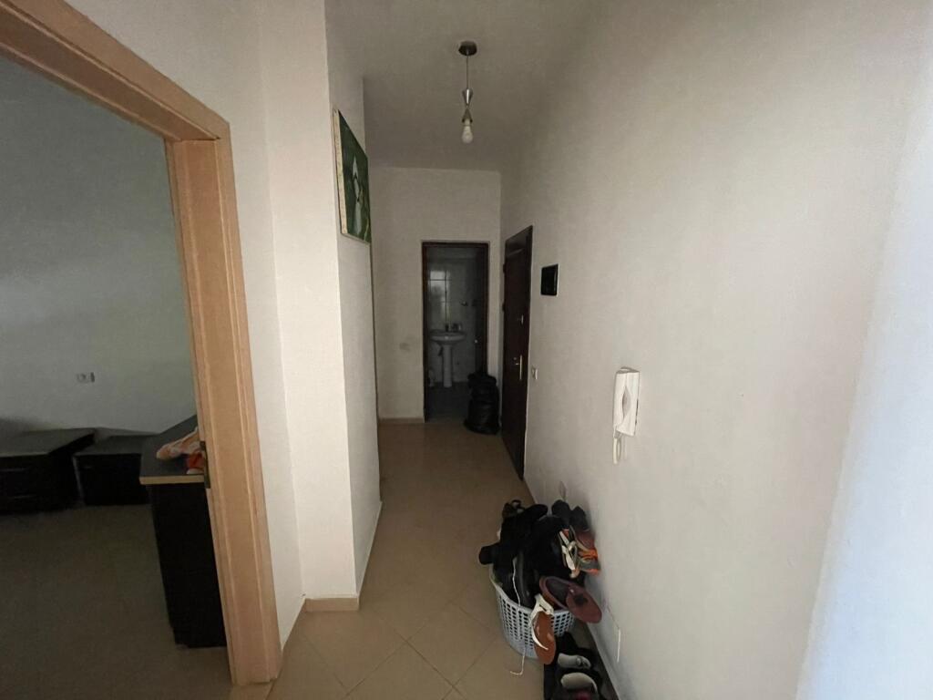 *Apartament  2+1 me Qira ne Fresk*