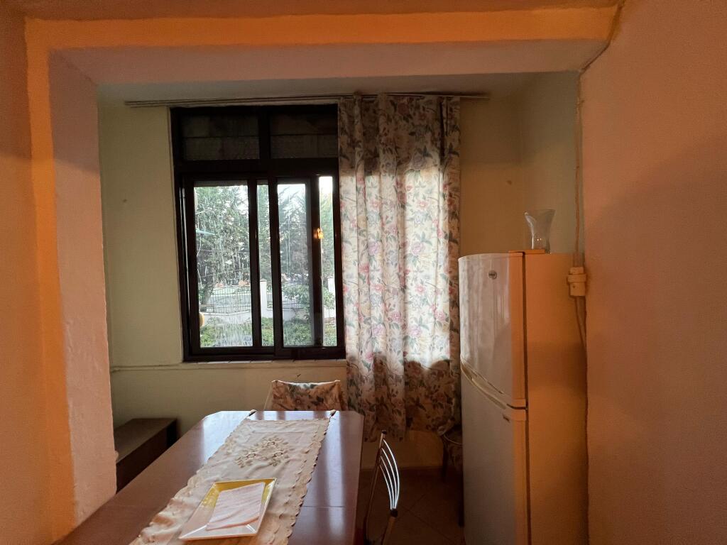 📣 AFFITTO Appartamento 2+1 📍 Vicino alla Scuola di Balletto 🛣️ Via "Mihal Grameno" 💶 Prezzo 45.000 Lek