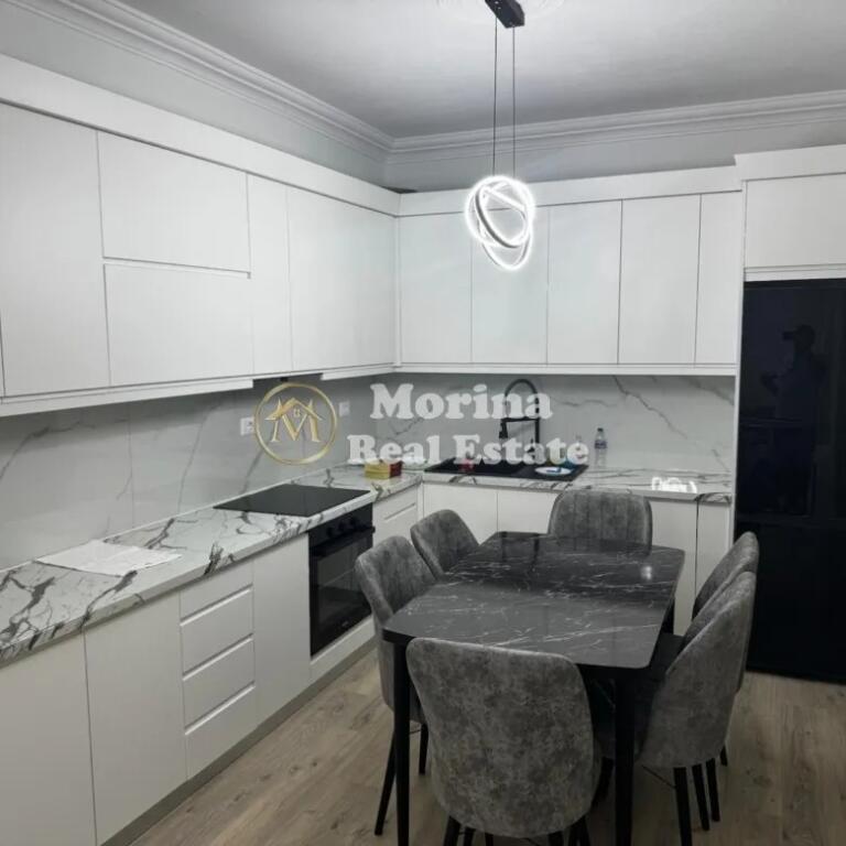 Qera, Hyrje Private 2+1, Sauk,  630 euro/muaj