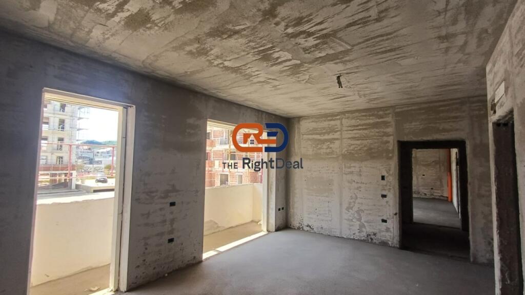 Prezzo Occasione!!! Alla Residenca Tirana Cielo, Appartamento 2+1 In Vendita Con Planimetria E Orientamento Perfetti!!!