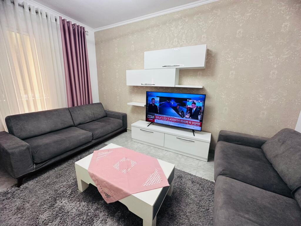 Apartment 1+1 for rent  CAJUPI SCHOOL ; MANASTIR CONGRESS STREET