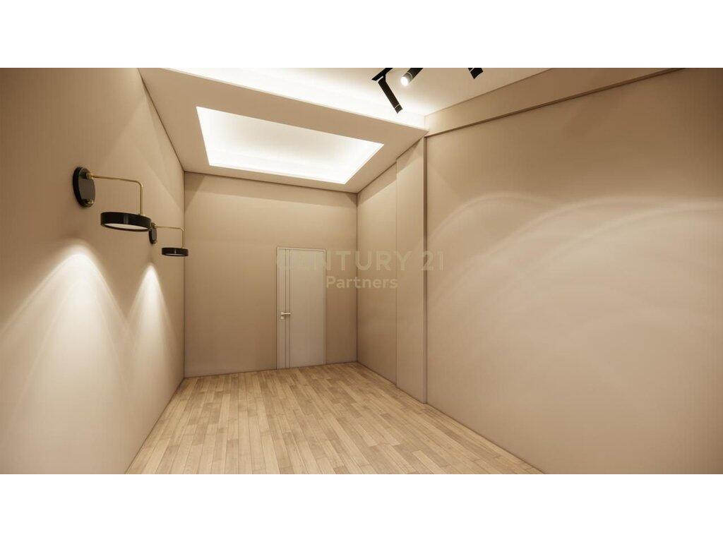 LOCALE PER UFFICI IN AFFITTO VICINO AL LAGO DI TIRANA! 1.500 € /Mese