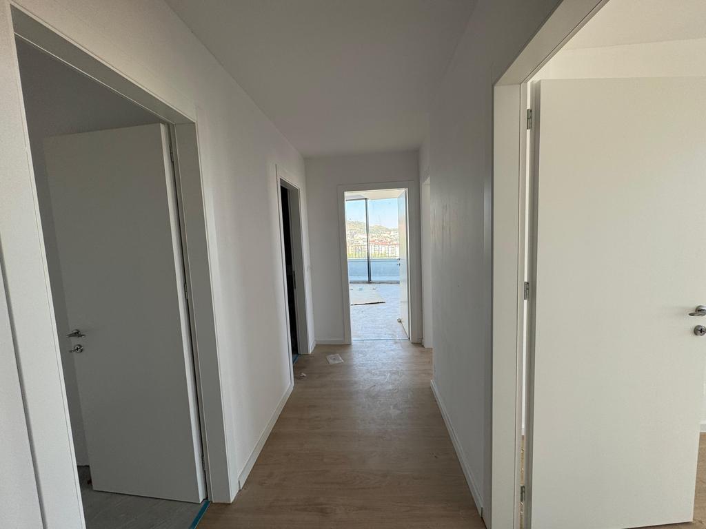 For rent, Office space 3+1+ Parking spot, Lake View Residence, Artificial Lake.