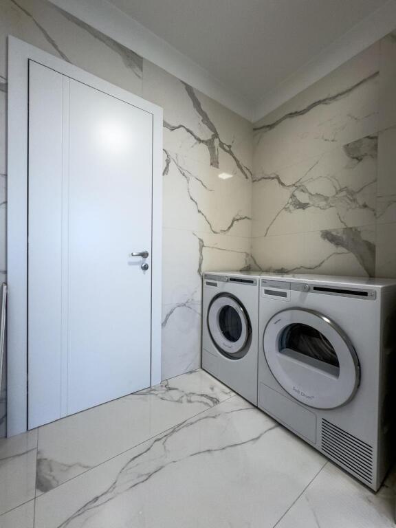 APARTAMENT 3+1 PER SHITJE TE KOMPLEKSI MAGNET