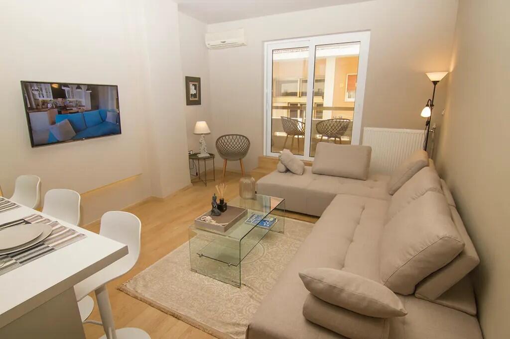 Apartament Me Qera 1+1 Tek Stadiumi Dinamo (ID B211382) Tirane