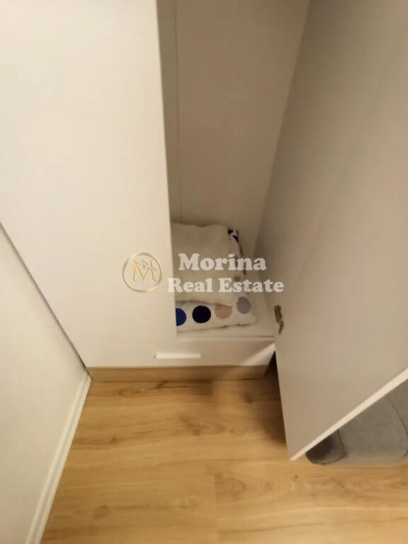 Rent, Studio apartment, 21 Dhjetori, 400 euros/month
