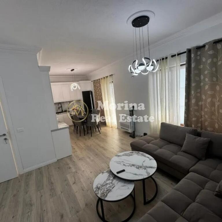Qera, Hyrje Private 2+1, Sauk,  630 euro/muaj