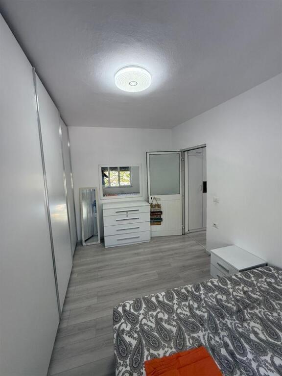 Appartamento 1+1 in affitto in via Irfan Tomini