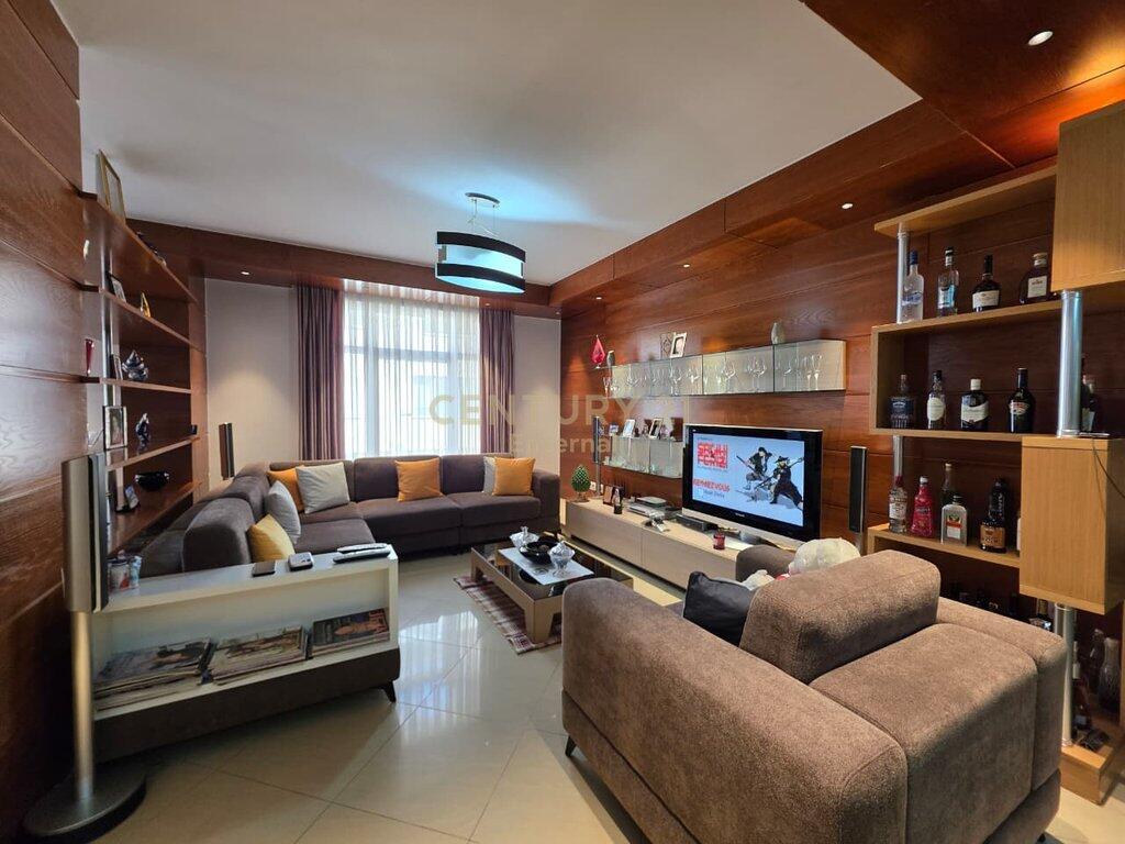 Apartment 3+1+2 For Sale in Botanical Zoological Garden, Tirana 470,000 €