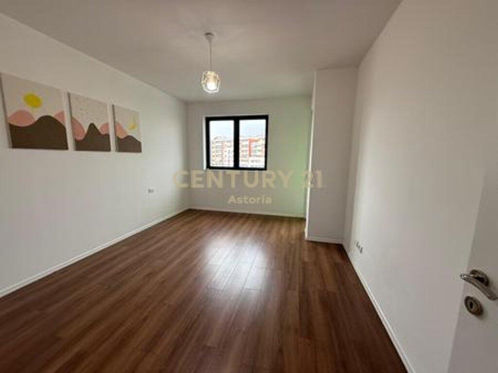 AMBIENTE PER UFFICI 2+1+2 "FUTURE HOME RESIDENCE", ASTIR