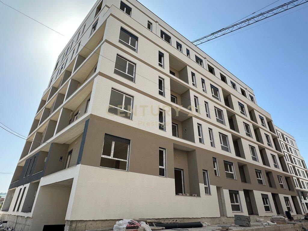 DUPLEX + PARKING SPACE FOR SALE LOCATED IN GOLEM!