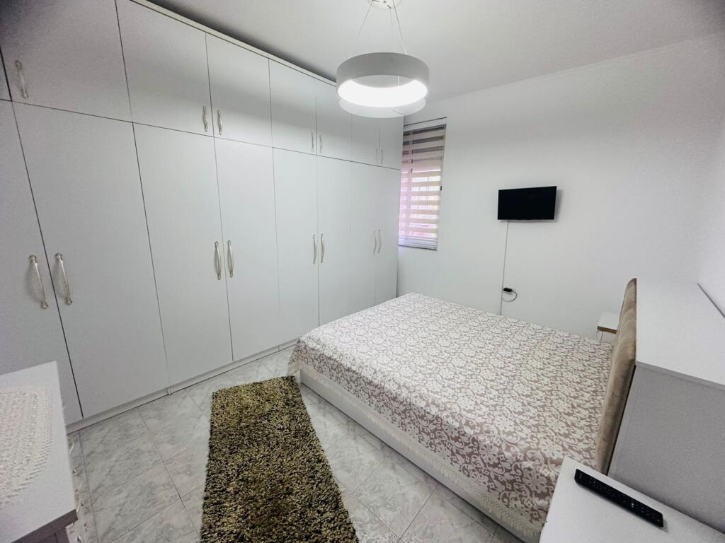 Apartment 1+1 for rent  CAJUPI SCHOOL ; MANASTIR CONGRESS STREET