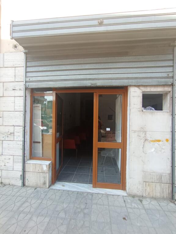 SHITET DYQAN 52 M2 YZBERISHT 70.000 EURO