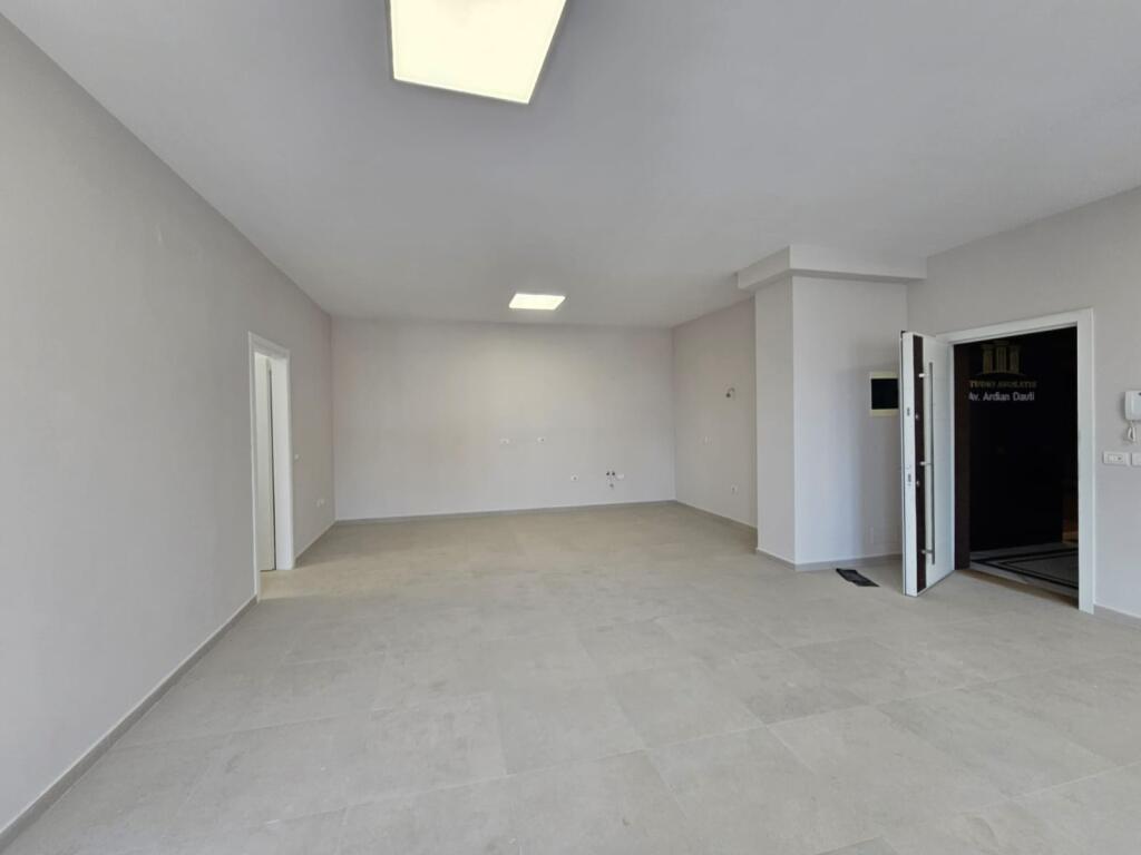 Office / Apartment 2+1+2 for Rent – Turdiu Commercial Center