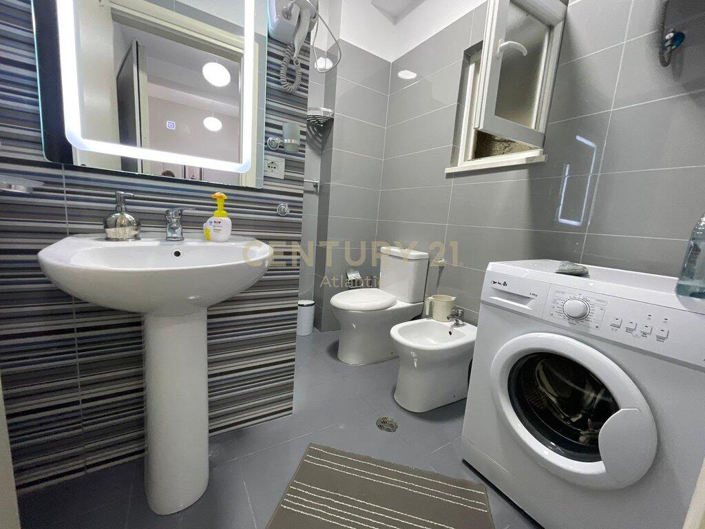 JEPET APARTAMENT 1+1 ME VERANDE NE PLAZH ILIRIA,DURRES!