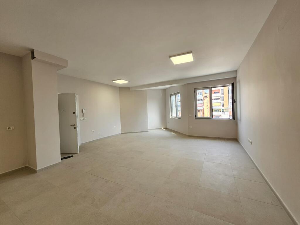 Office / Apartment 2+1+2 for Rent – Turdiu Commercial Center