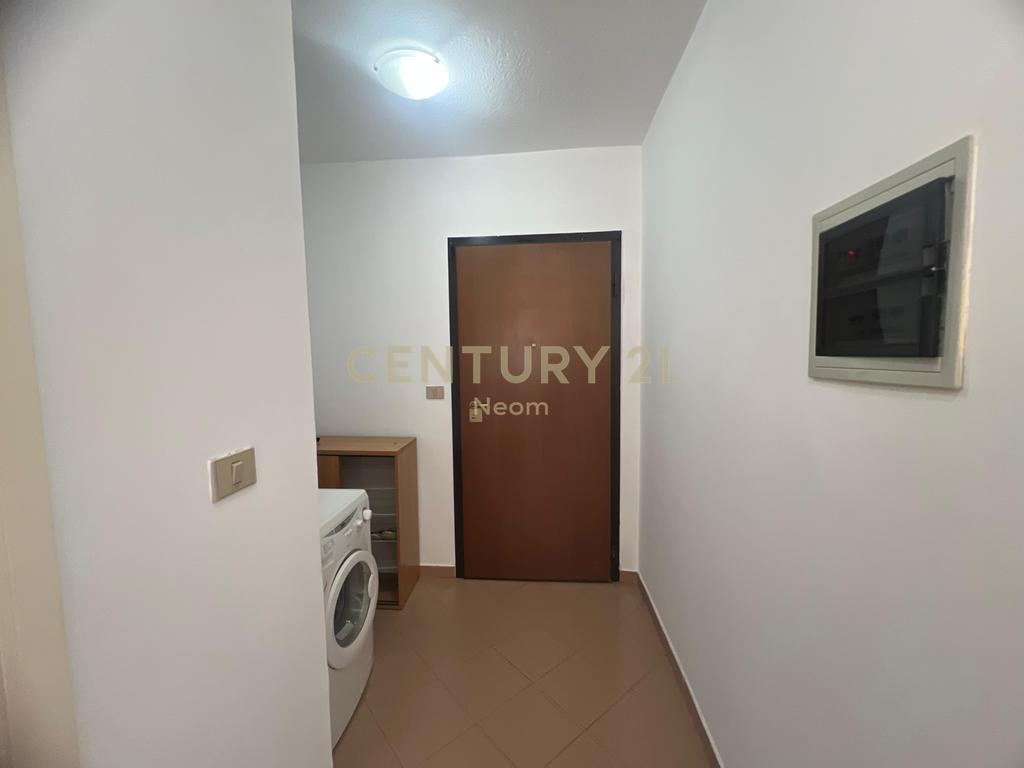KOSOVARËVE STREET, APARTMENT 2+1+2 FOR RENT!