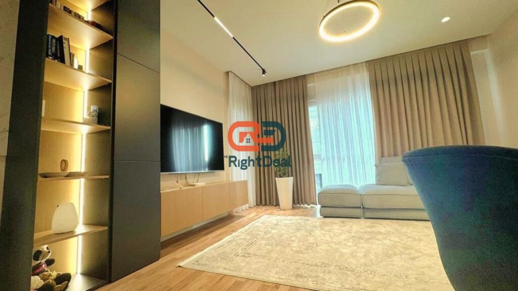 Vicino Emerald Center, Super Appartamento 1+1 in Vendita, Totalmente Investito !!