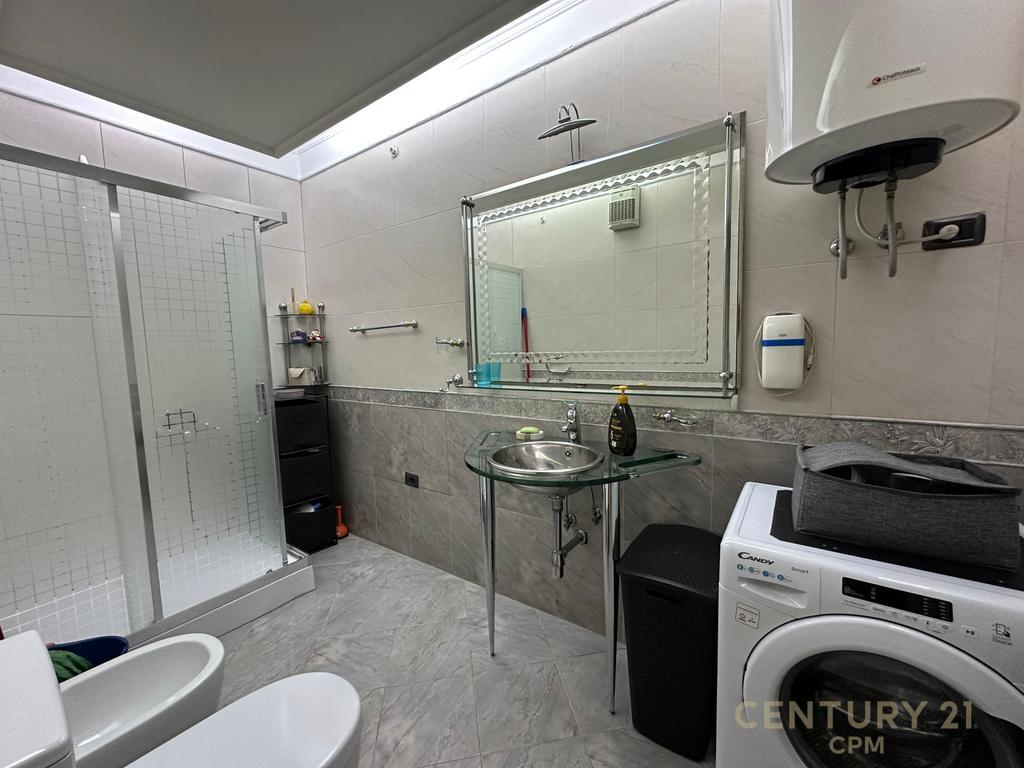 Appartamento 1+1 In Affitto Nel Comune Di Parigi! 750 € /Mese