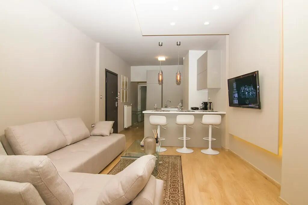 Apartament Me Qera 1+1 Tek Stadiumi Dinamo (ID B211382) Tirane