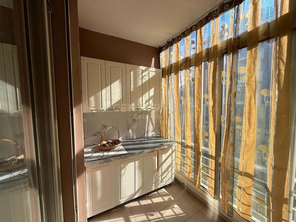 Apartament 2+1 Me Qira në Liqeni i Thatë, Tiranë - 650€ | 103.6 m² 650 € /Muaj