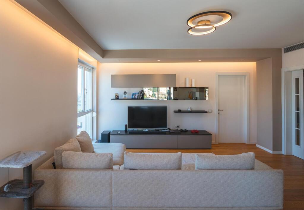 APARTAMENT 3+1 PER SHITJE TE KOMPLEKSI MAGNET