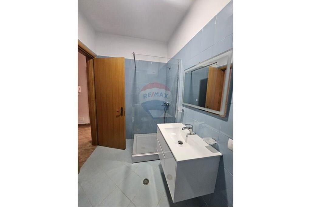 APARTAMENT 2+1+2 ME QIRA, ASTIR