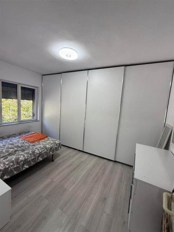 Appartamento 1+1 in affitto in via Irfan Tomini