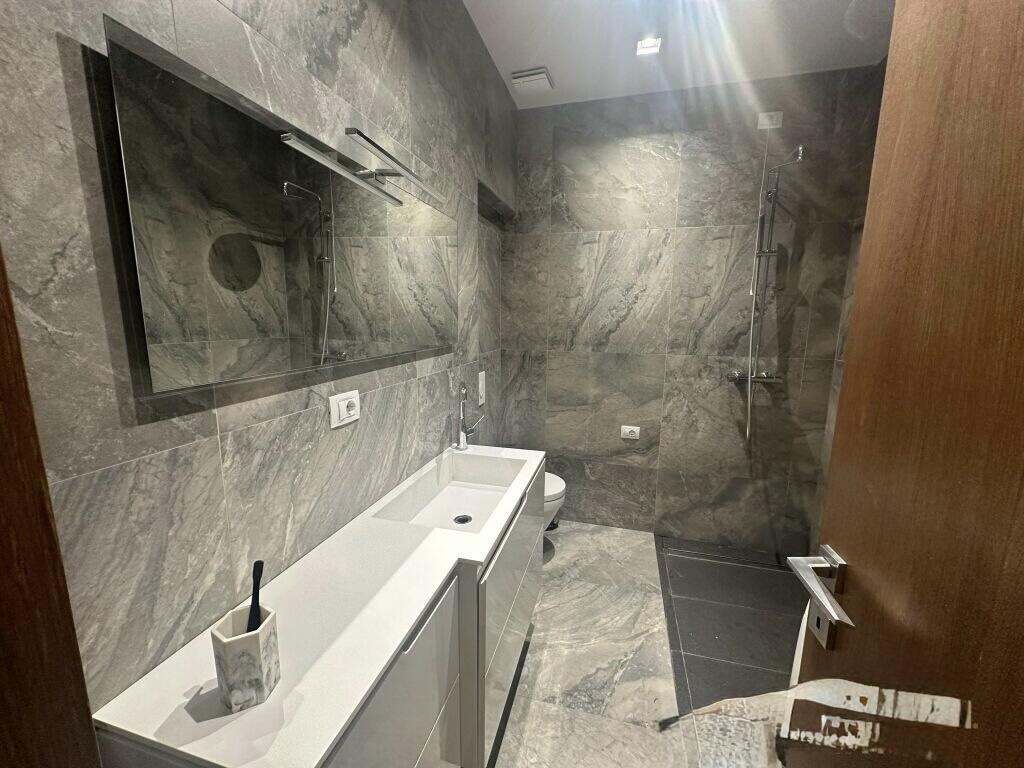 Apartment 2+1+2 with Parking Space at Ambasador 3