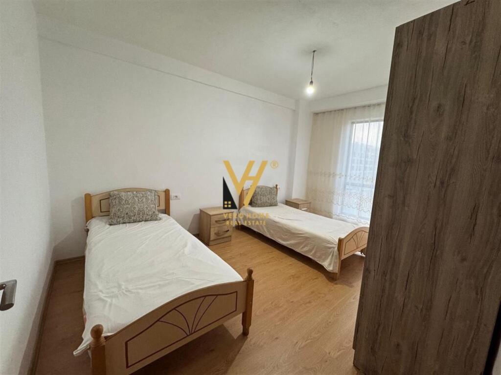 JEPET APARTAMENT 3+1+BLK ME QIRA TE 5 MAJI 500 EURO