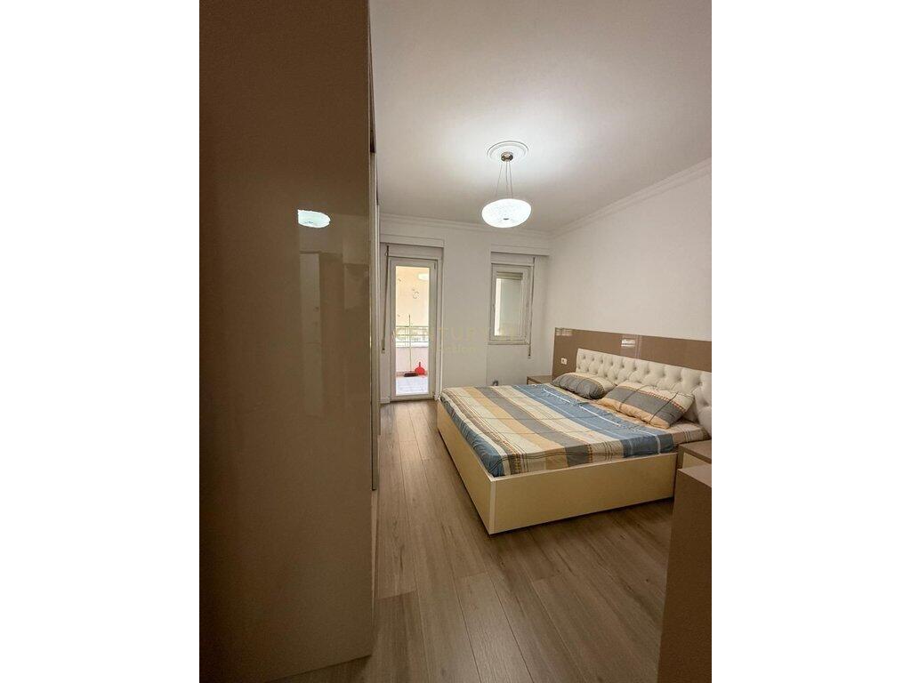 JEPET ME QIRA APARTAMENT 1+1 + POST PARKIM
