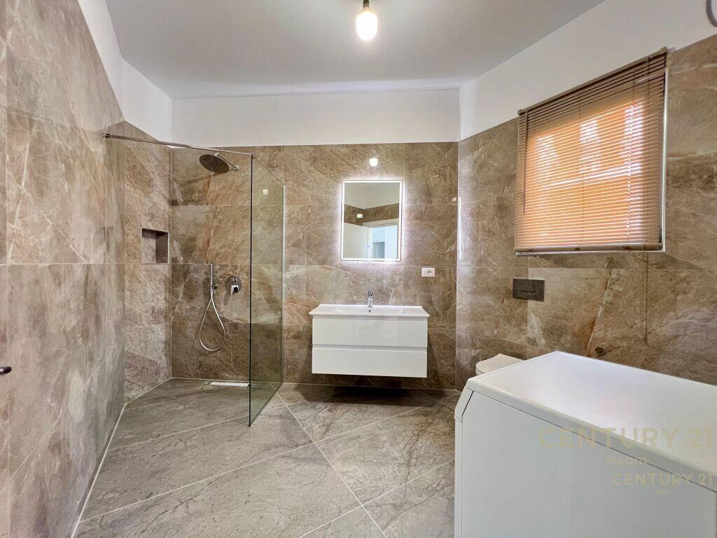 Rent, Private House, Villas Street, Lunder, Tirana.