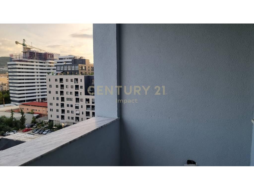 Apartament 1+1 Me Qira në Ish Parku, Tiranë - 550€ | 77 m²