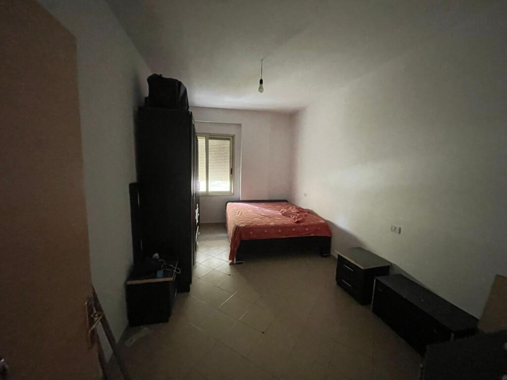 *Apartament  2+1 me Qira ne Fresk*