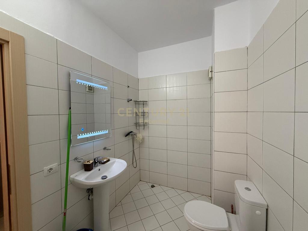 Apartament 2+1 Me Qira në Liqeni i Thatë, Tiranë - 650€ | 103.6 m² 650 € /Muaj