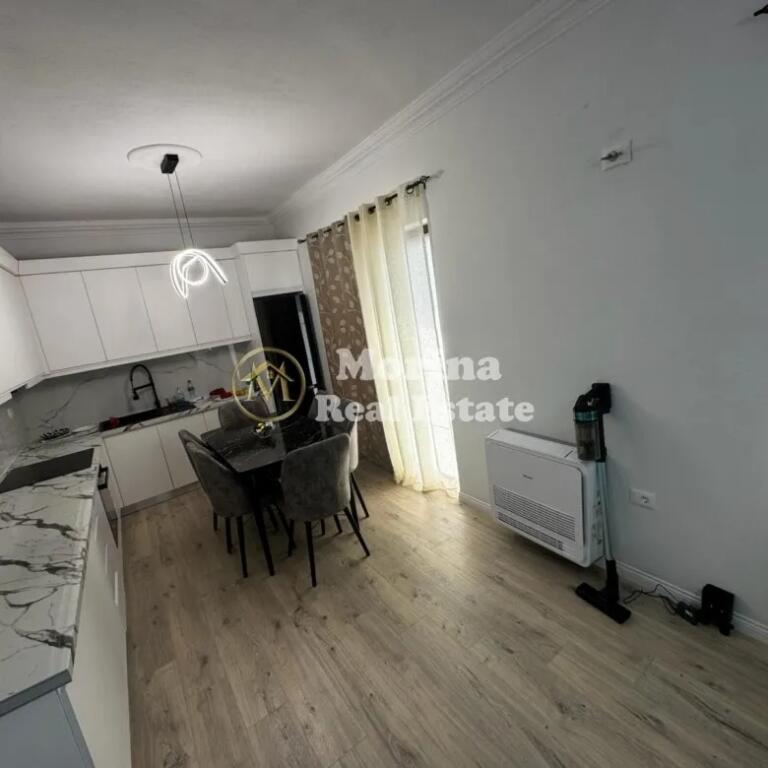 Qera, Hyrje Private 2+1, Sauk,  630 euro/muaj