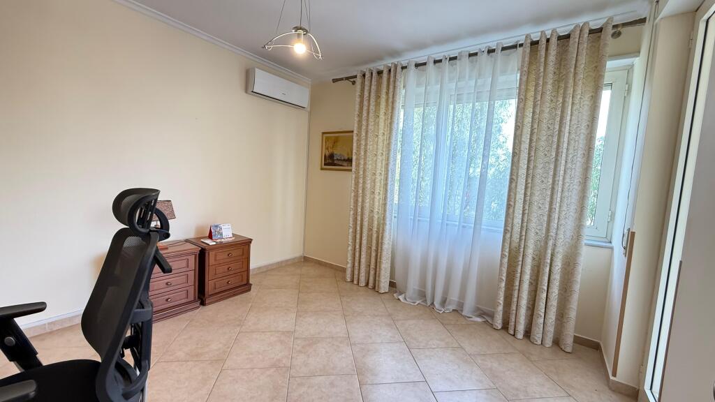 Appartamento 3+1+2 in affitto in via Elbasan, vicino ad Air Albania!