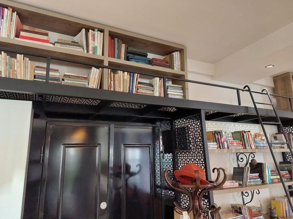 For rent super apartment 2+1, near Eleonora