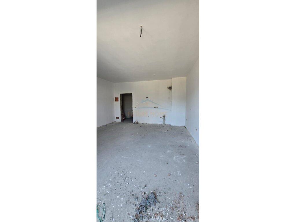 For sale, Apartment 1+1, Square 21 Complex, Tirana