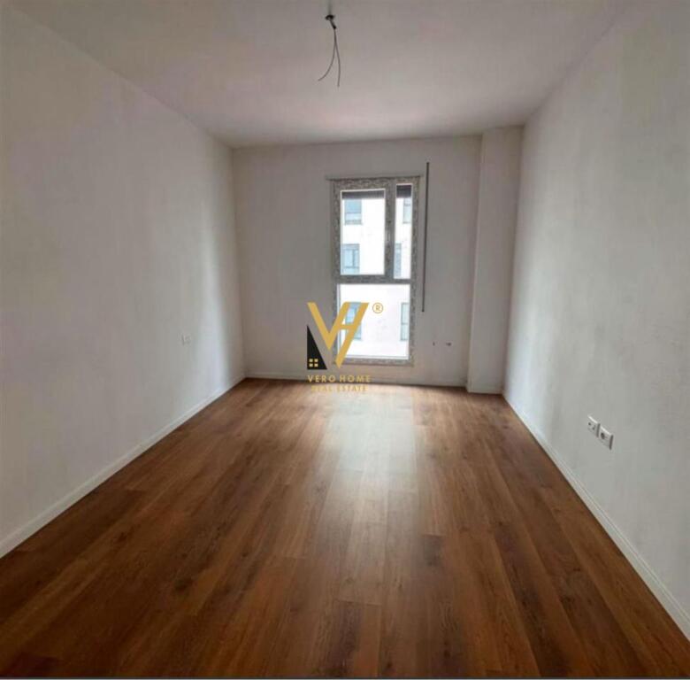 OFFICE 100 M2 FOR RENT IN LAPRAKE 600 EURO